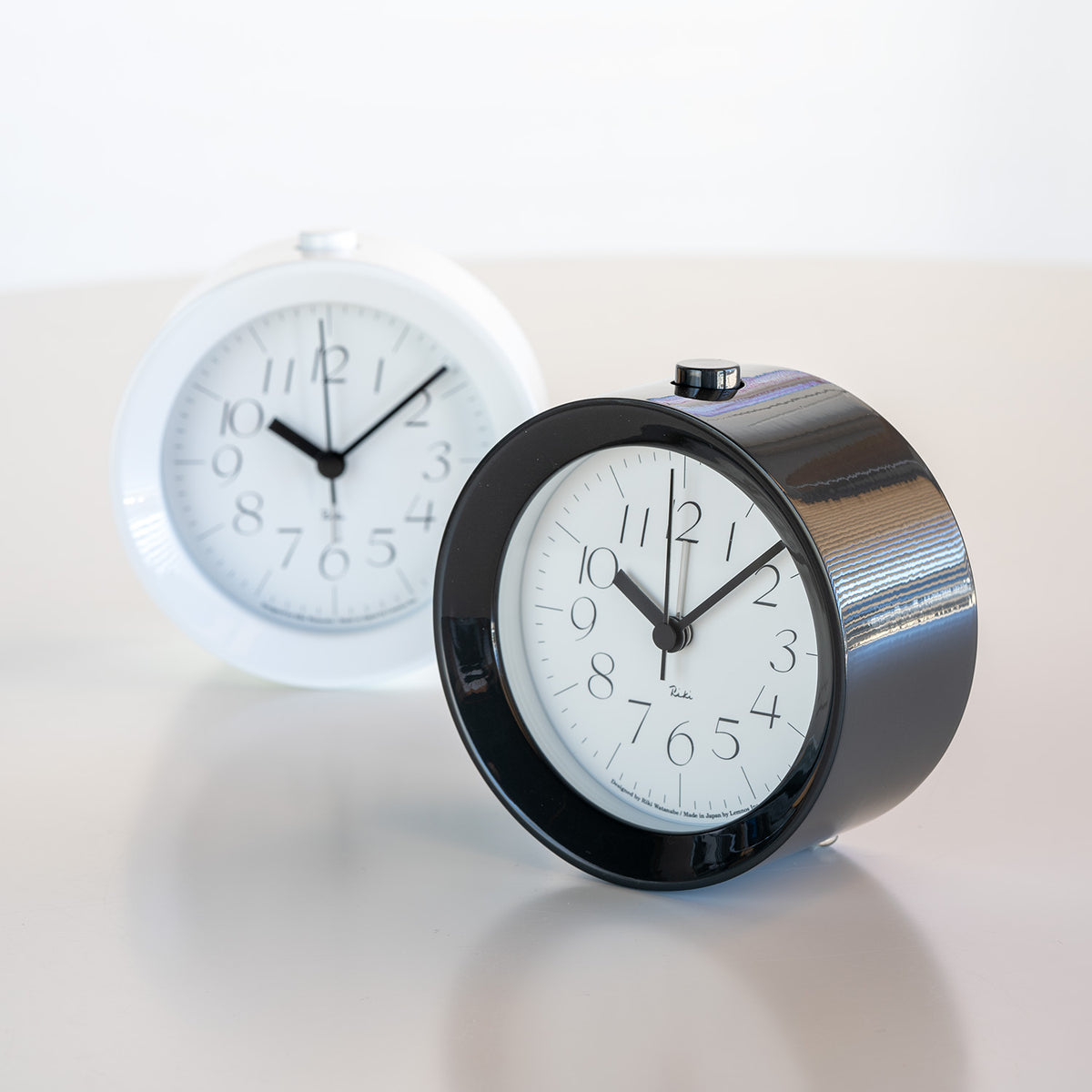 Riki Alarm Clock, Piano Paint
