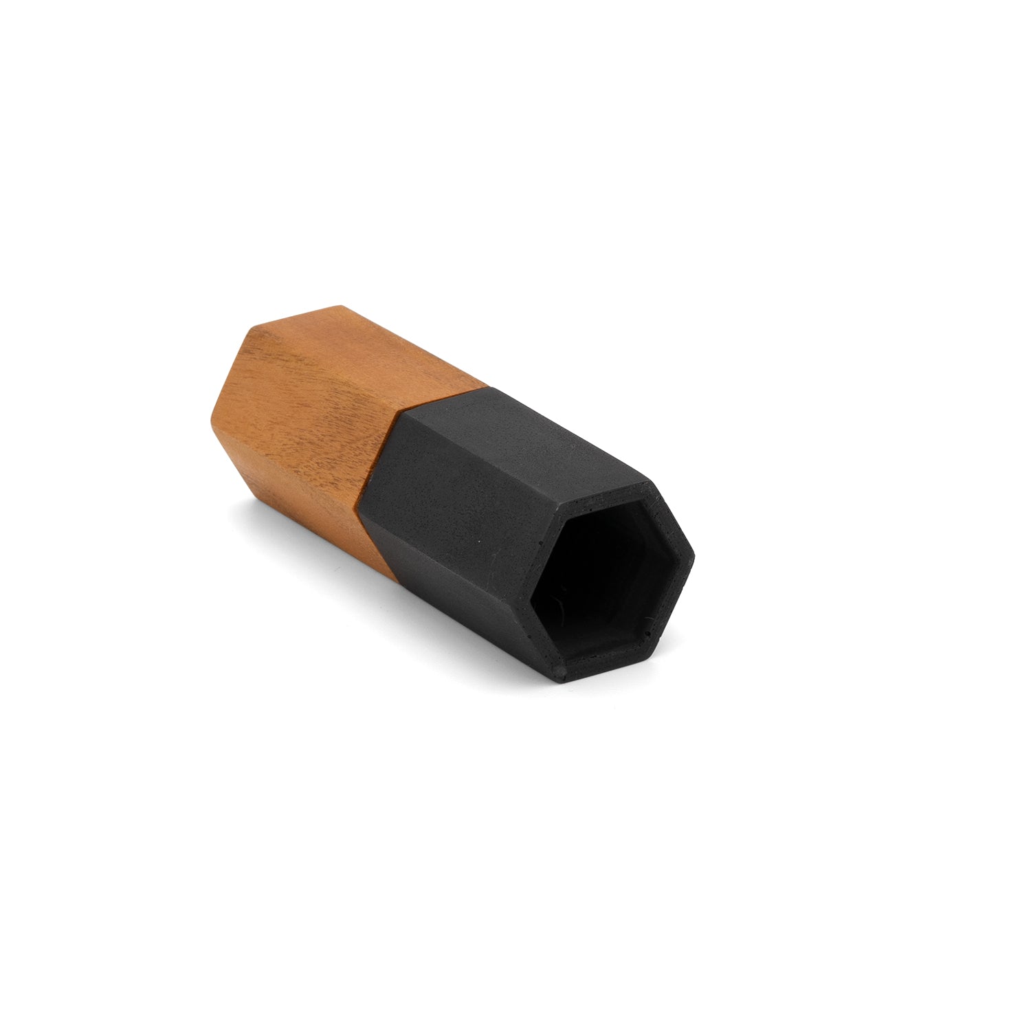 Candle Snuffer, Rockaku