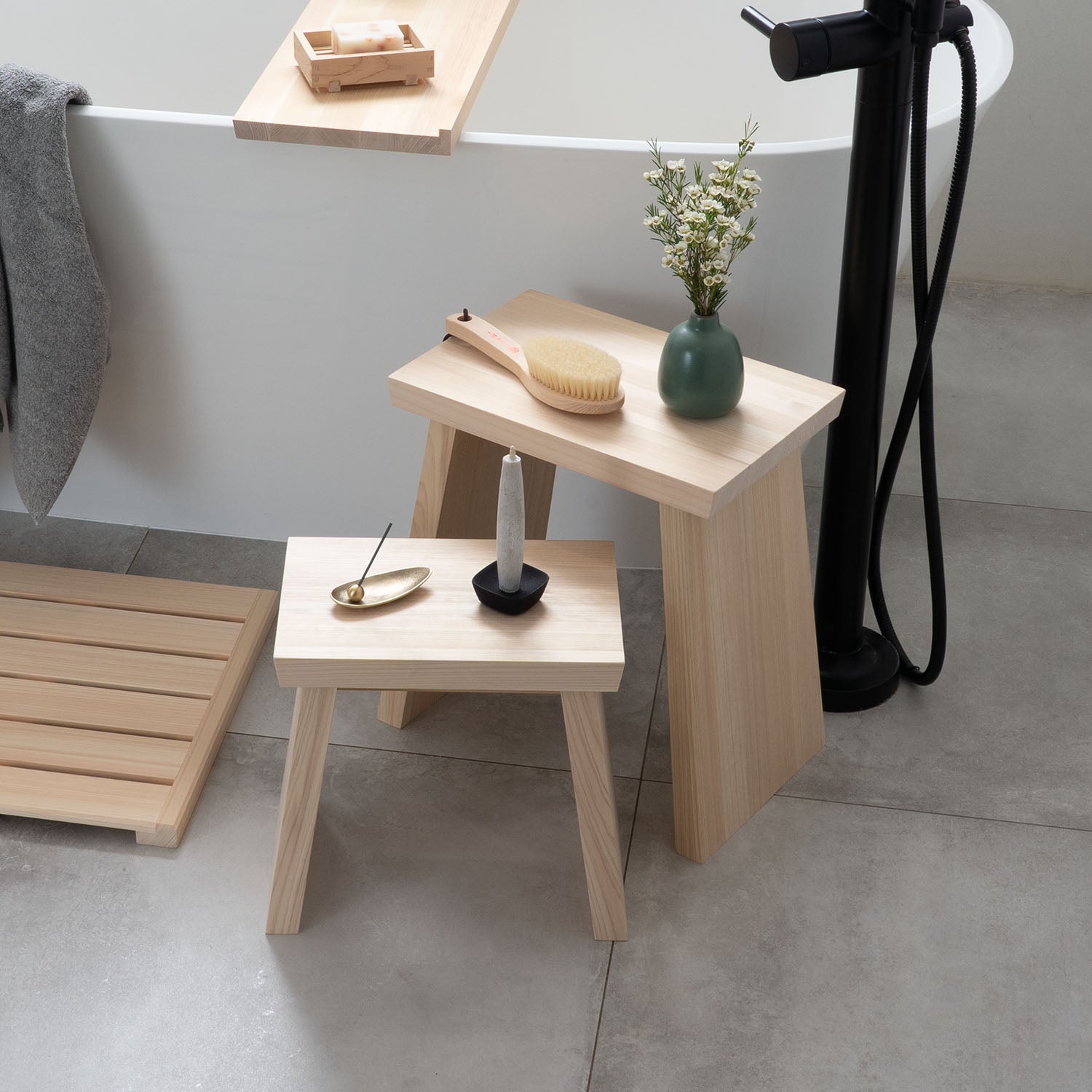 Hinoki Bath Stool - Torii