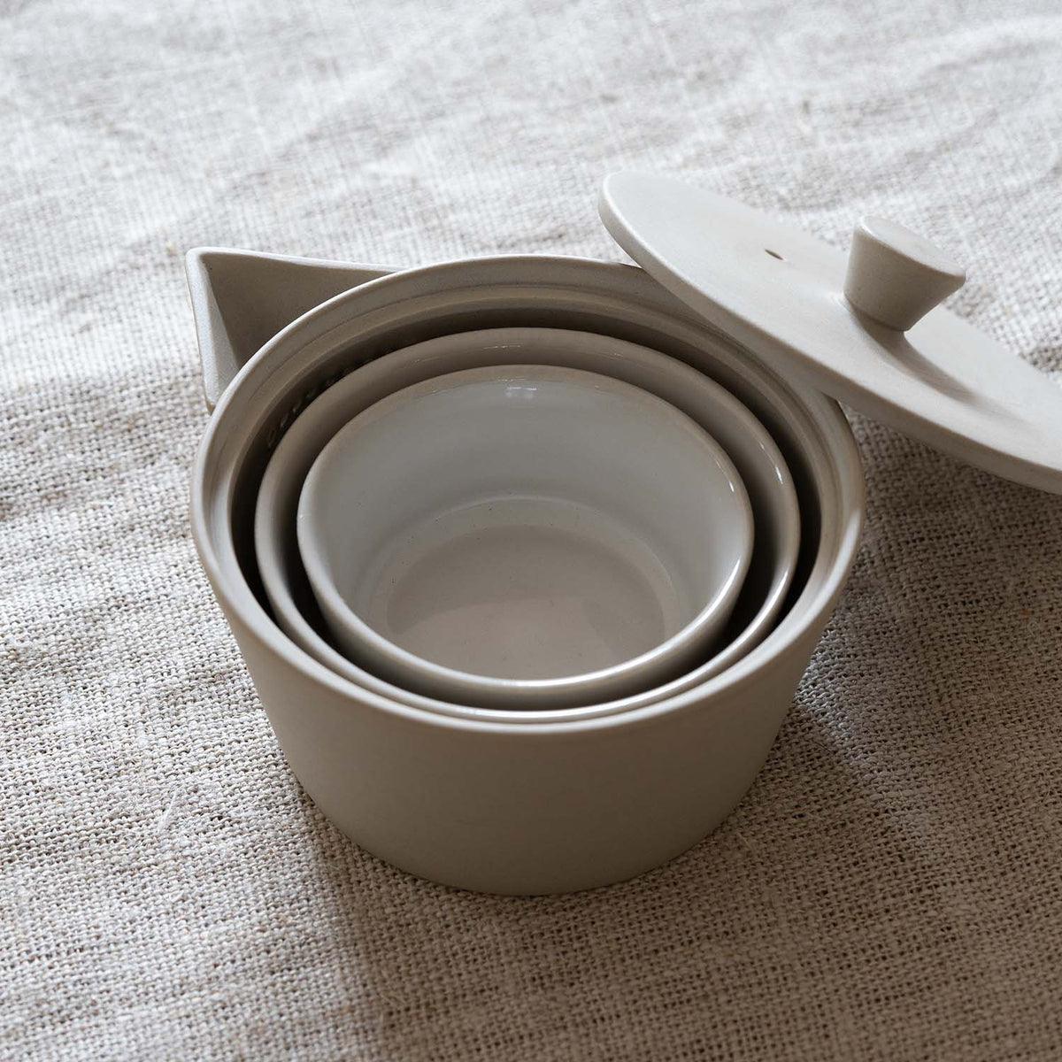 Ireko Chaki - Teapot & Cup Set