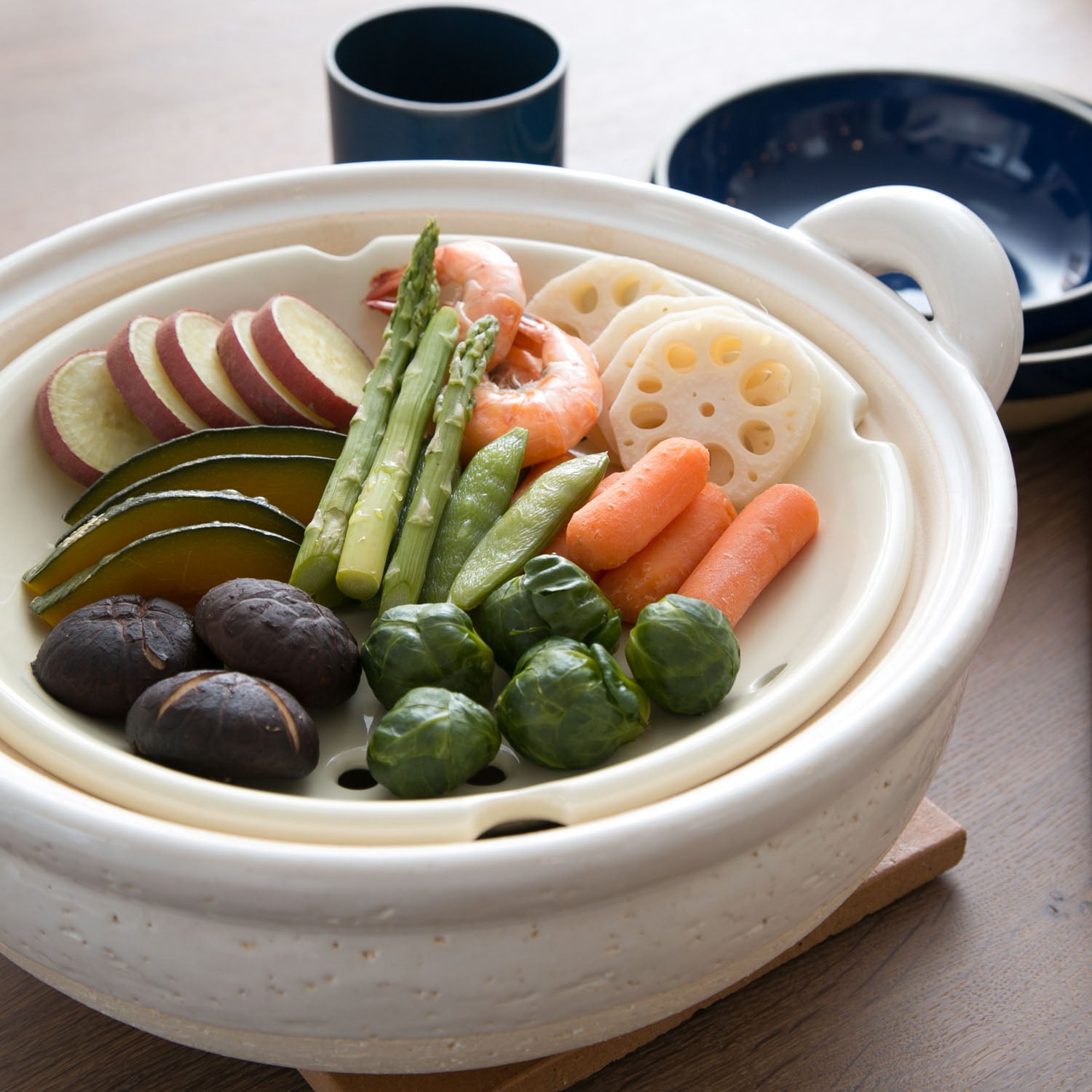 Mushi Nabe - Donabe Steamer - Large, Black-Clay Hot Pot-Nagatani-en-JINEN